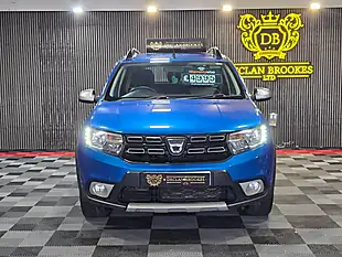 Used 2019 Dacia Sandero Stepway Comfort Blue - Interior and Exterior details 8