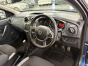 Used 2019 Dacia Sandero Stepway Comfort Blue - Interior and Exterior details 2