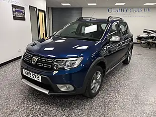 Used 2019 Dacia Sandero Stepway Comfort Blue - Interior and Exterior details 5