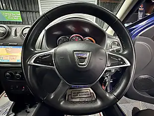 Used 2019 Dacia Sandero Stepway Comfort Blue - Interior and Exterior details 16