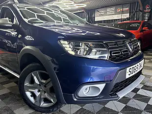 Used 2019 Dacia Sandero Stepway Comfort Blue - Interior and Exterior details 2