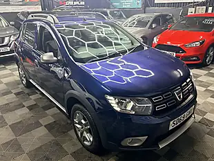 Used 2019 Dacia Sandero Stepway Comfort Blue - Interior and Exterior details 8