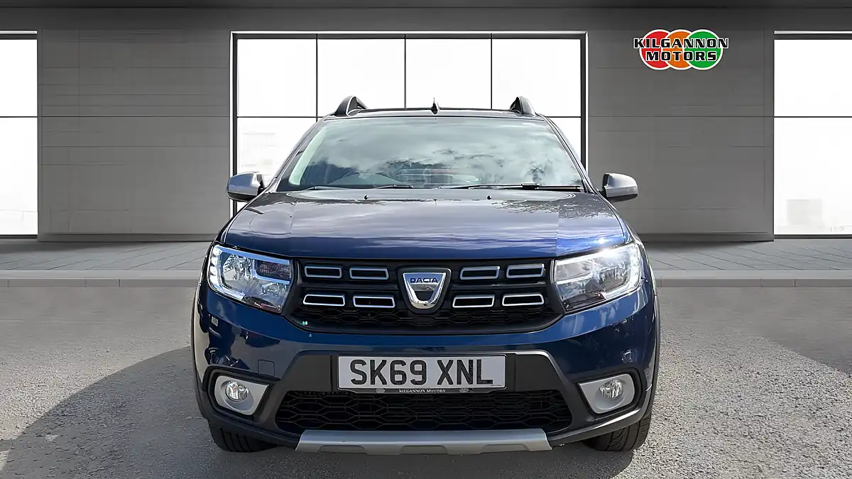 Used 2019 Dacia Sandero Stepway Comfort Blue - Interior and Exterior details 4