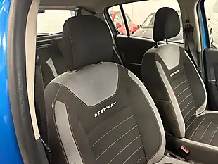 Used 2019 Dacia Sandero Stepway Essential Blue - Interior and Exterior details 14