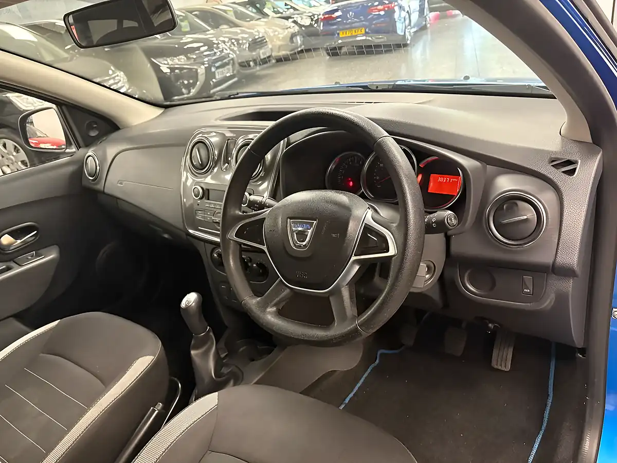 Used 2019 Dacia Sandero Stepway Essential Blue - Interior and Exterior details 2