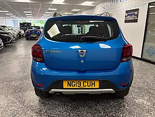 Used 2019 Dacia Sandero Stepway Essential Blue - Interior and Exterior details 5