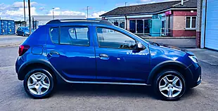 Used 2019 Dacia Sandero Stepway Essential Blue - Interior and Exterior details 2