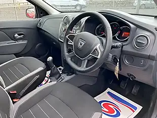 Used 2019 Dacia Sandero Stepway Essential Blue - Interior and Exterior details 2