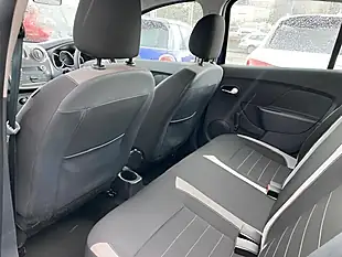 Used 2019 Dacia Sandero Stepway Essential Blue - Interior and Exterior details 6