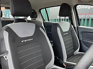 Used 2019 Dacia Sandero Stepway Essential Grey - Interior and Exterior details 13