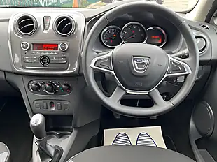 Used 2019 Dacia Sandero Stepway Essential Grey - Interior and Exterior details 16