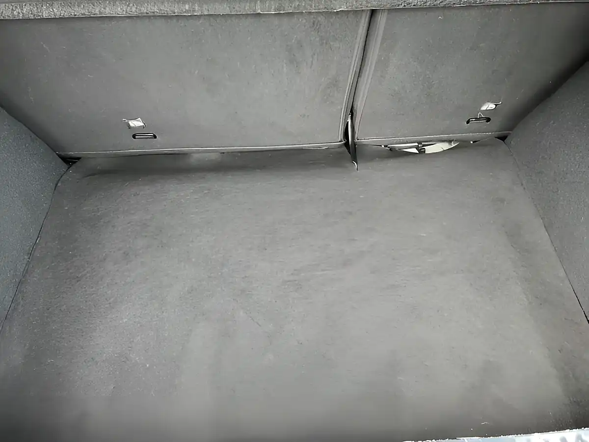Used 2019 Dacia Sandero Stepway Essential Grey - Interior and Exterior details 18