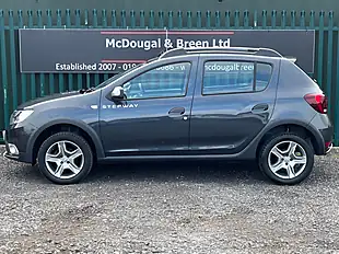 Used 2019 Dacia Sandero Stepway Essential Grey - Interior and Exterior details 2