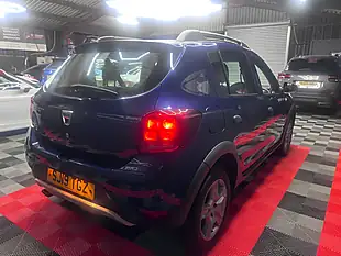Used 2019 Dacia Sandero Stepway Stepway Essential Blue - Interior and Exterior details 14