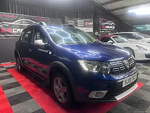 Used 2019 Dacia Sandero Stepway Stepway Essential Blue - Interior and Exterior details 2