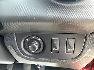 Used 2019 Dacia Sandero Stepway Techroad Red - Interior and Exterior details 14