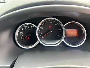 Used 2019 Dacia Sandero Stepway Techroad Red - Interior and Exterior details 15
