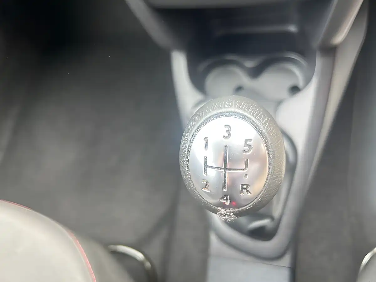 Used 2019 Dacia Sandero Stepway Techroad Red - Interior and Exterior details 18