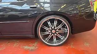 Used 2019 Dodge Charger Saloon Black - Interior and Exterior details 13