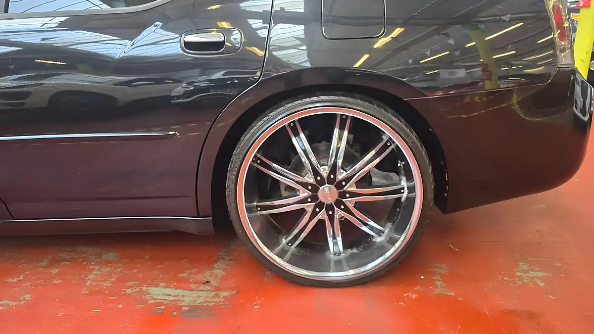 Used 2019 Dodge Charger Saloon Black - Interior and Exterior details 13