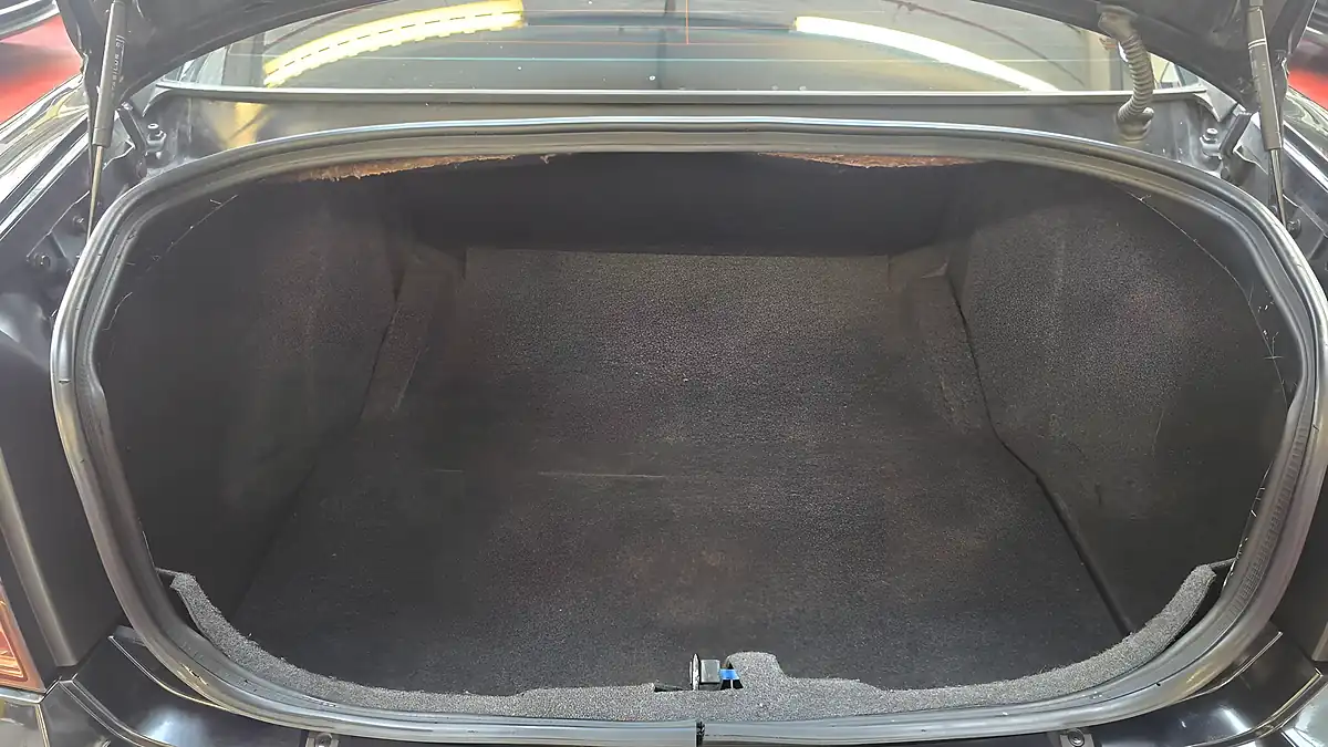 Used 2019 Dodge Charger Saloon Black - Interior and Exterior details 19