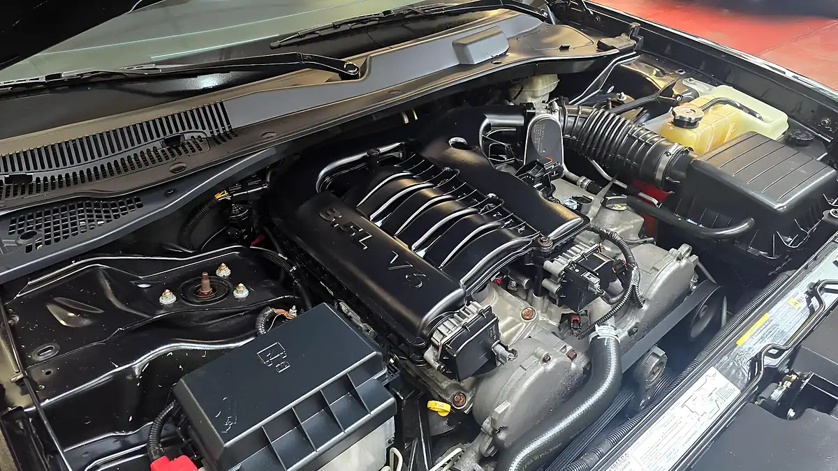 Used 2019 Dodge Charger Saloon Black - Interior and Exterior details 20