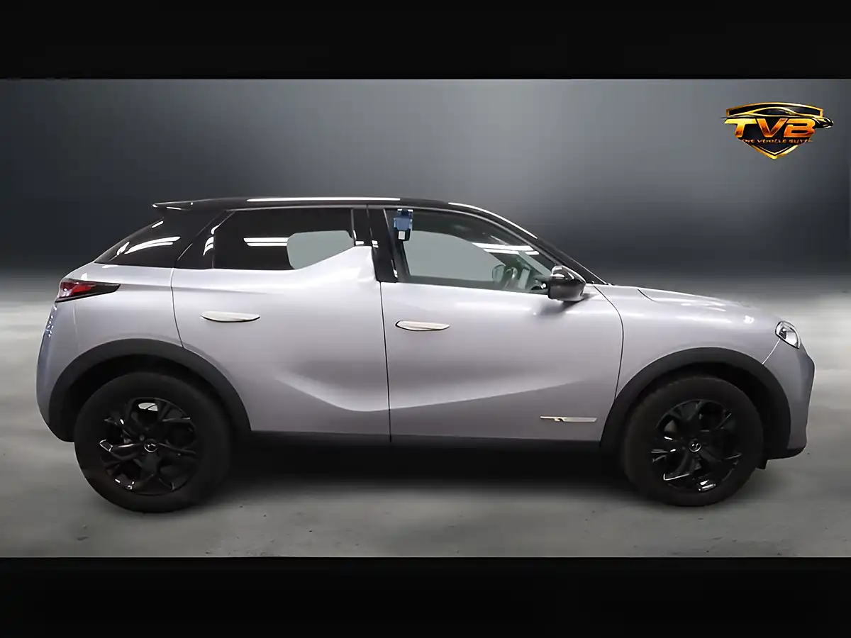 Used 2019 DS 3 Performance Line Grey - Interior and Exterior details 2