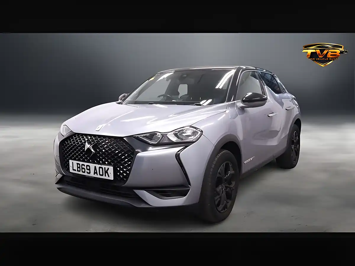 Used 2019 DS 3 Performance Line Grey - Interior and Exterior details 7