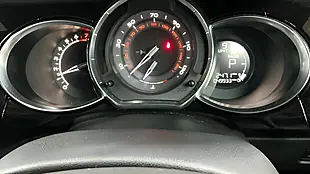 Used 2019 DS Automobiles DS 3 Connected Chic White - Interior and Exterior details 10