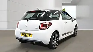 Used 2019 DS Automobiles DS 3 Connected Chic White - Interior and Exterior details 7