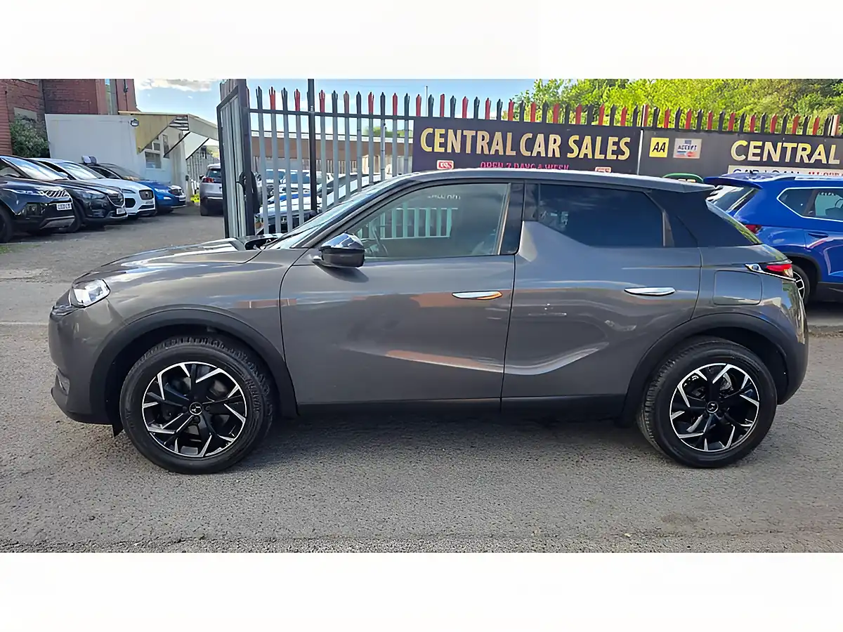 Used 2019 DS Automobiles DS 3 Crossback Prestige Grey - Interior and Exterior details 15