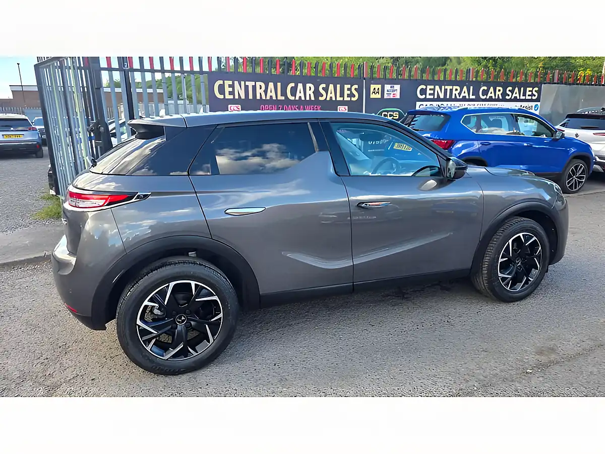 Used 2019 DS Automobiles DS 3 Crossback Prestige Grey - Interior and Exterior details 7