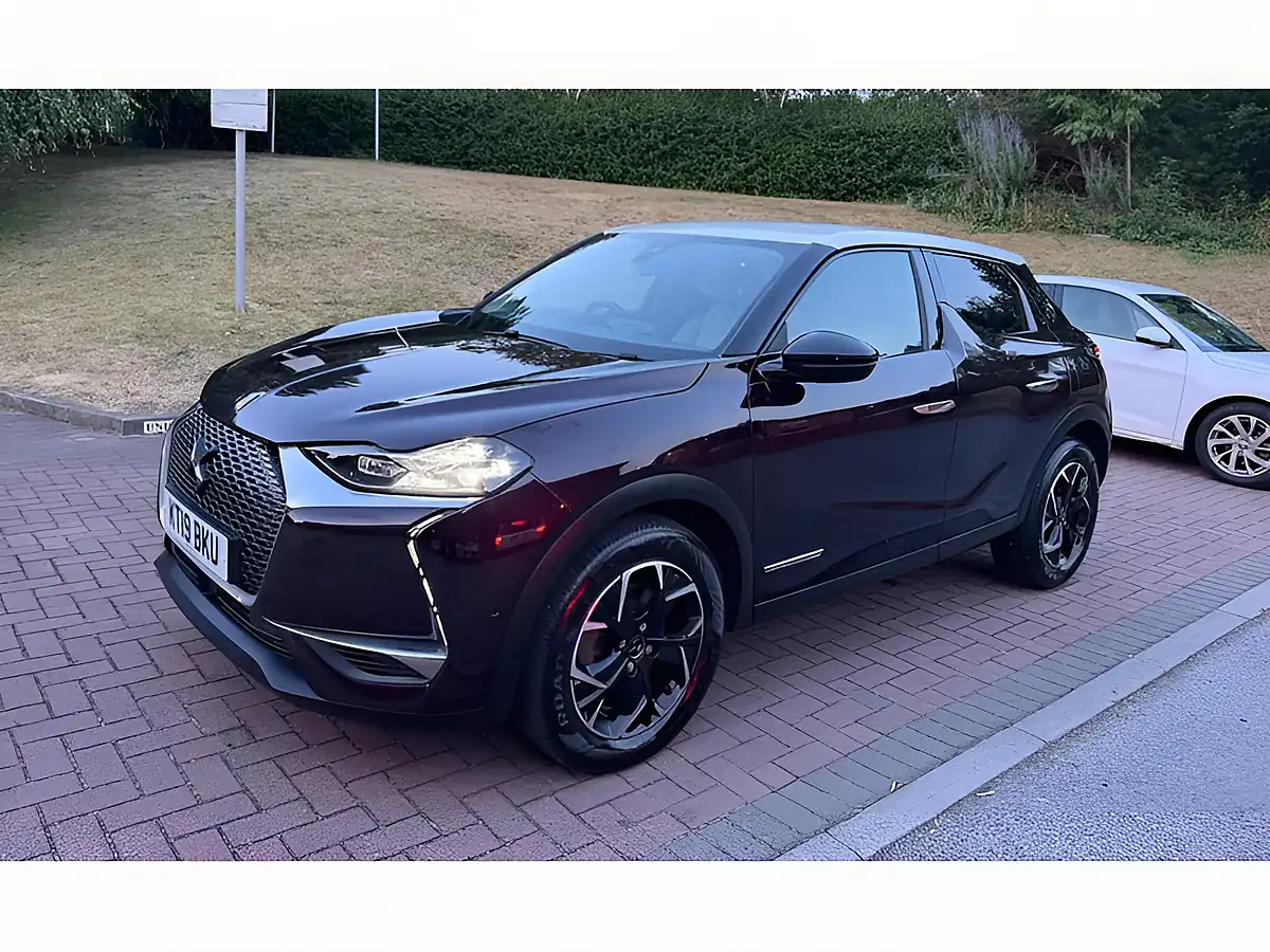 Used 2019 DS Automobiles DS 3 Crossback Prestige Purple - Interior and Exterior details 4