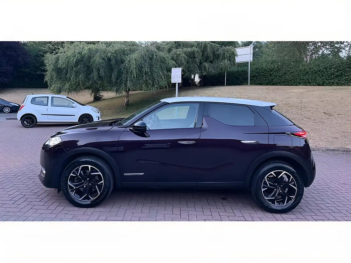 Used 2019 DS Automobiles DS 3 Crossback Prestige Purple - Interior and Exterior details 7
