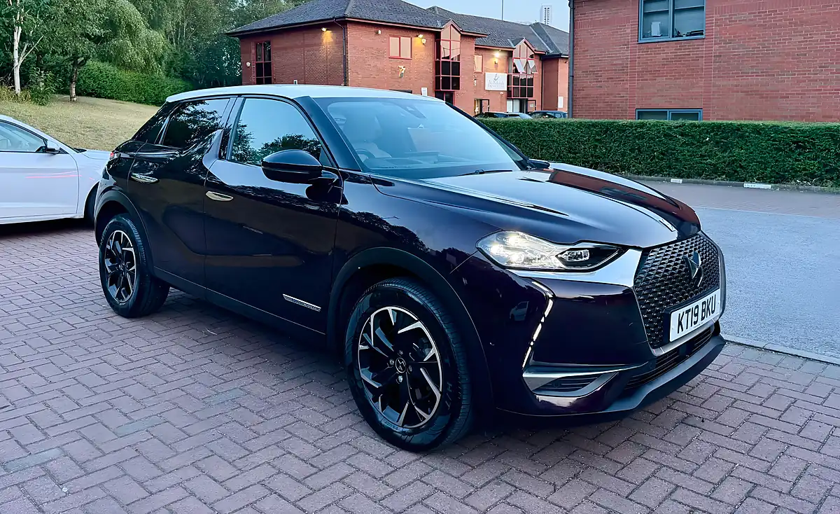 Used 2019 DS Automobiles DS 3 Crossback Prestige Purple - Front View