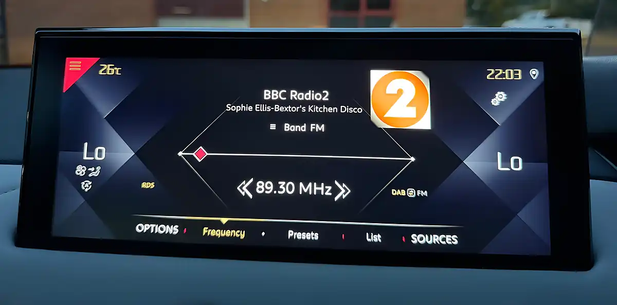 Used 2019 DS Automobiles DS 3 Crossback Prestige Purple - Interior and Exterior details 19