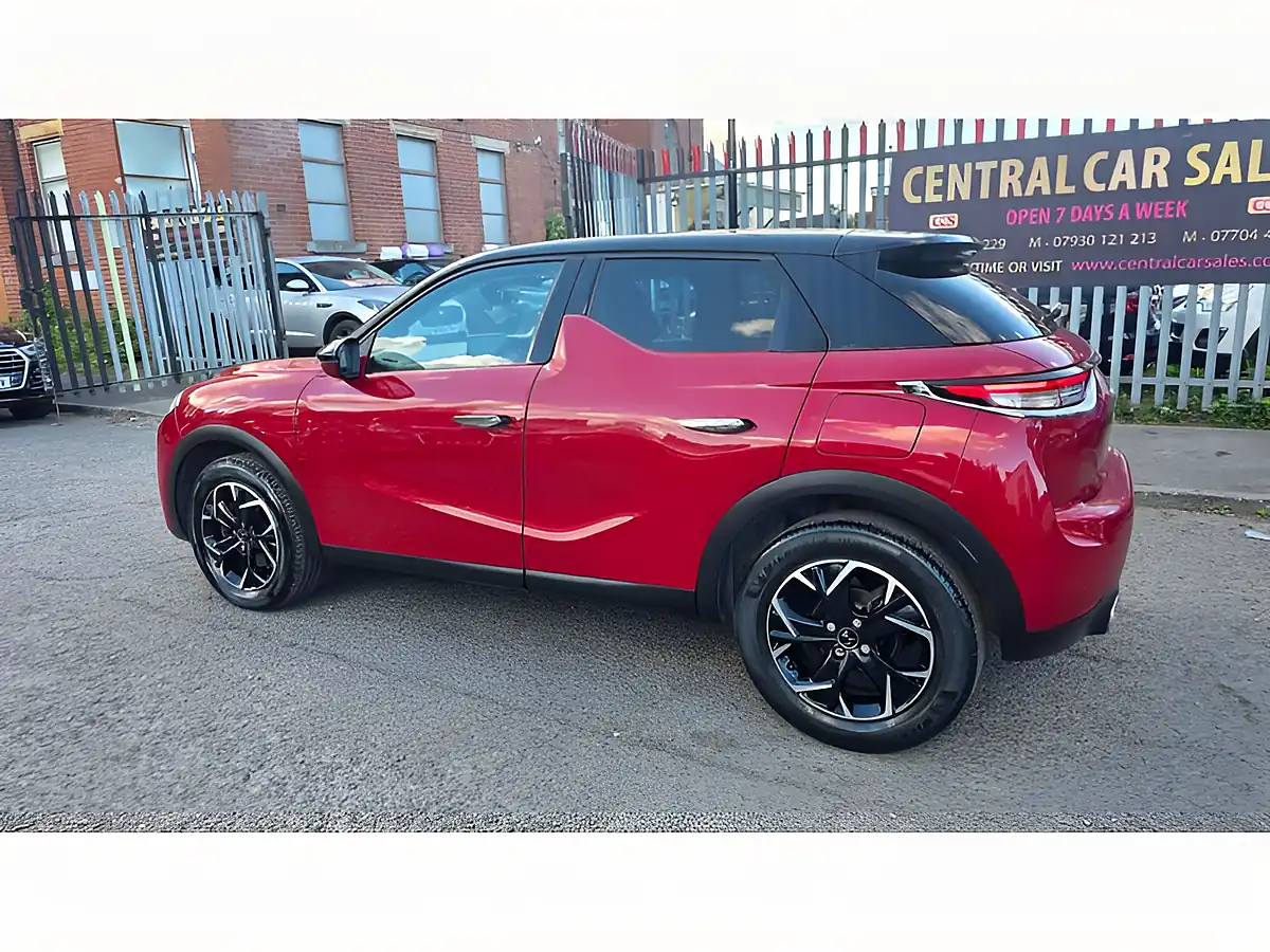 Used 2019 DS Automobiles DS 3 Crossback Prestige Red - Interior and Exterior details 14