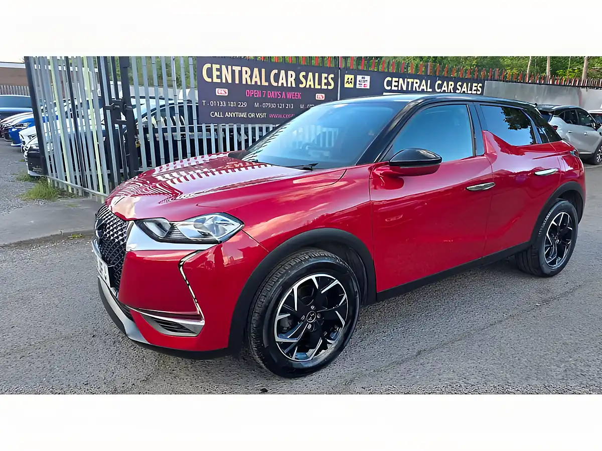 Used 2019 DS Automobiles DS 3 Crossback Prestige Red - Interior and Exterior details 19
