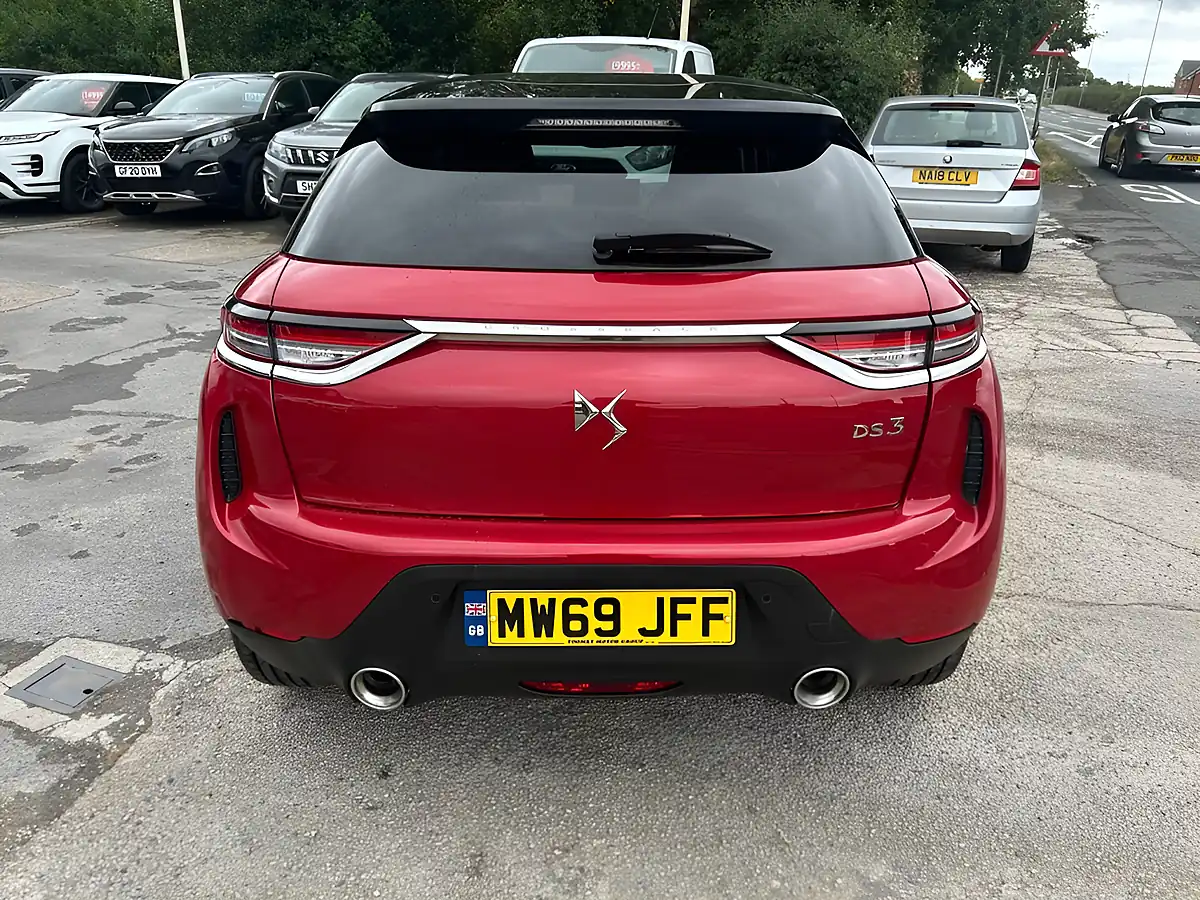 Used 2019 DS Automobiles DS 3 Crossback Prestige Red - Interior and Exterior details 16