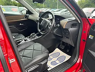 Used 2019 DS Automobiles DS 3 Crossback Prestige Red - Interior and Exterior details 4
