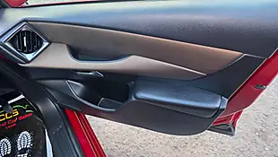 Used 2019 DS Automobiles DS 3 Crossback Prestige Red - Interior and Exterior details 13