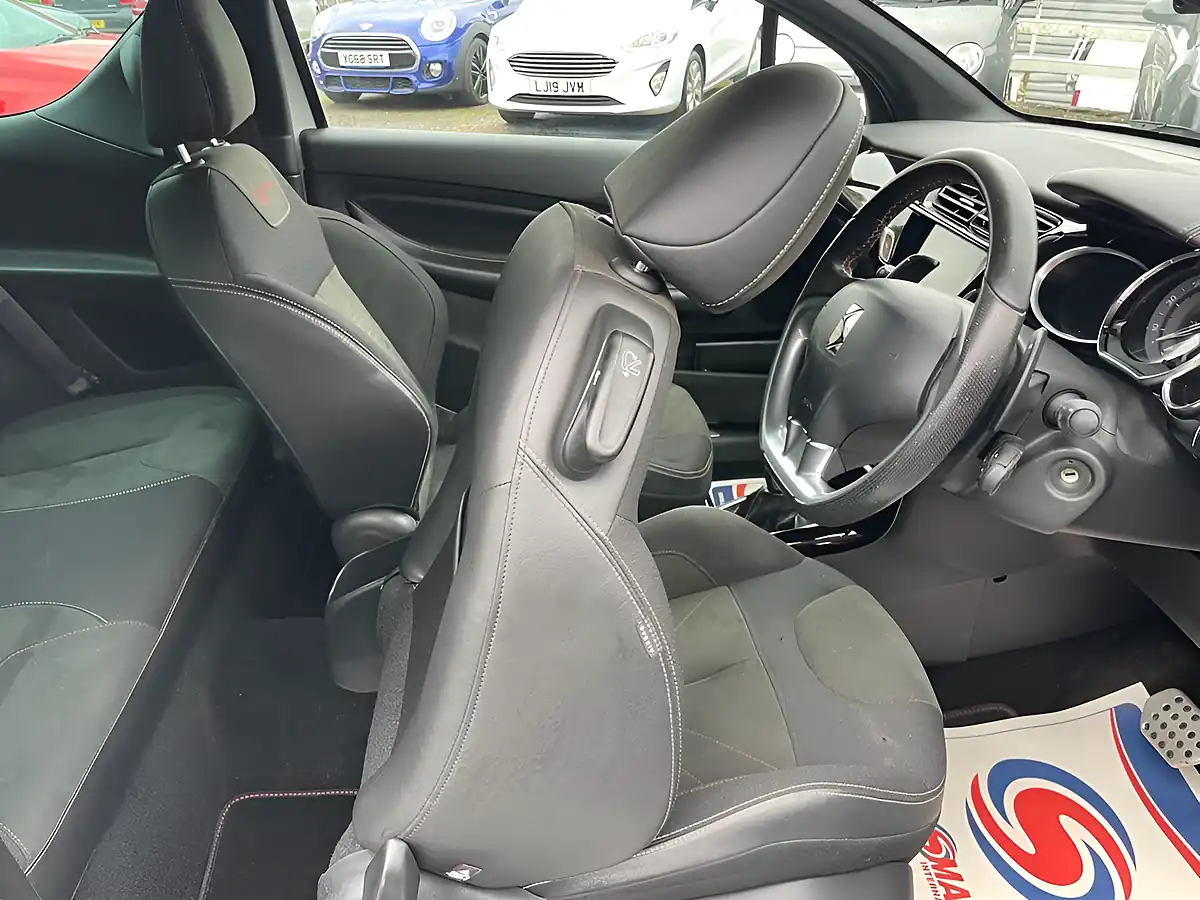 Used 2019 DS Automobiles DS 3 Performance Line Pearl White With Black Roof - Interior and Exterior details 13