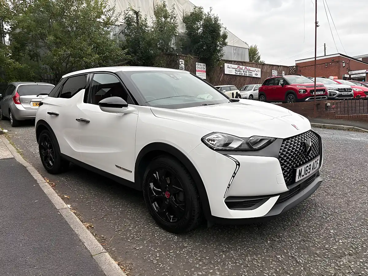 Used 2019 DS Automobiles DS 3 Performance Line White - Front View
