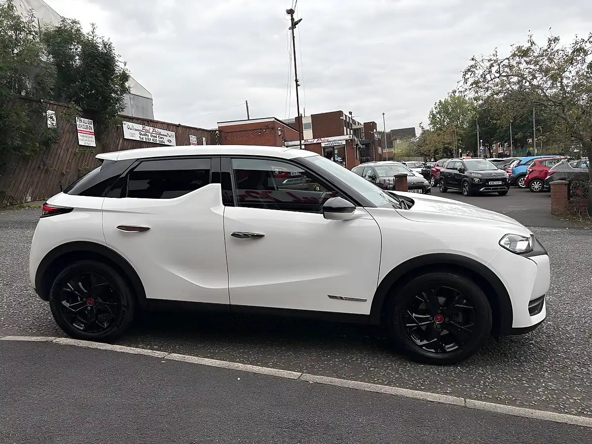 Used 2019 DS Automobiles DS 3 Performance Line White - Interior and Exterior details 2