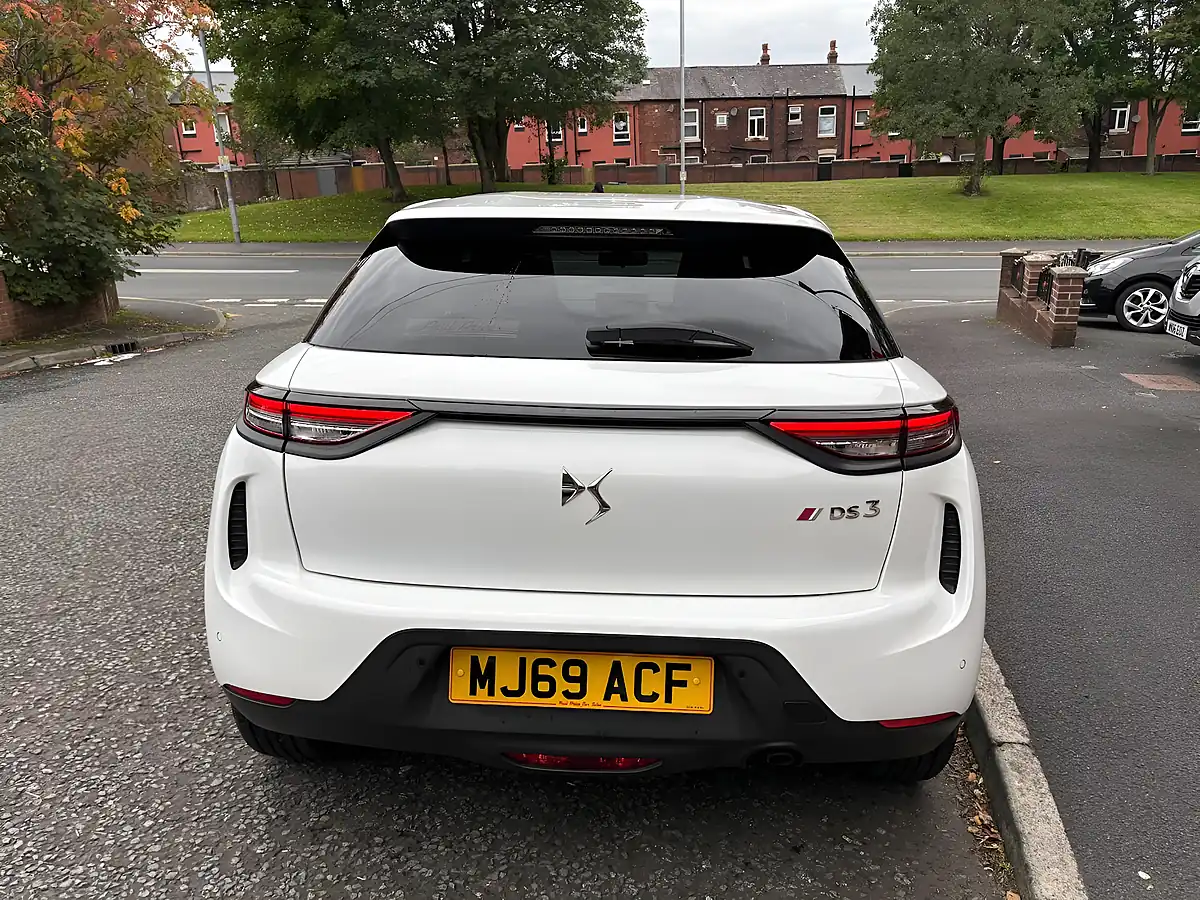 Used 2019 DS Automobiles DS 3 Performance Line White - Interior and Exterior details 4