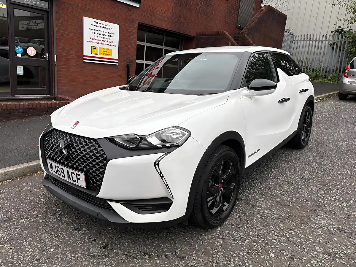 Used 2019 DS Automobiles DS 3 Performance Line White - Interior and Exterior details 7