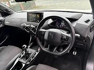 Used 2019 DS Automobiles DS 3 Performance Line White - Interior and Exterior details 9