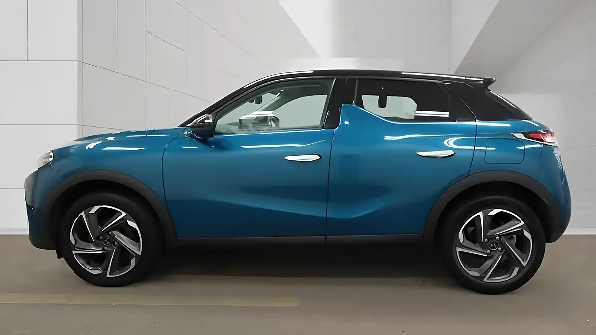 Used 2019 DS Automobiles DS 3 Prestige Blue - Interior and Exterior details 6