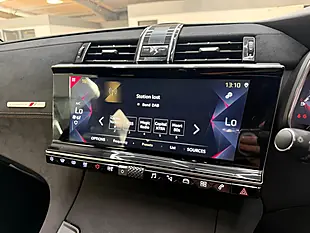 Used 2019 DS Automobiles DS 7 Crossback Performance Line Red - Interior and Exterior details 16