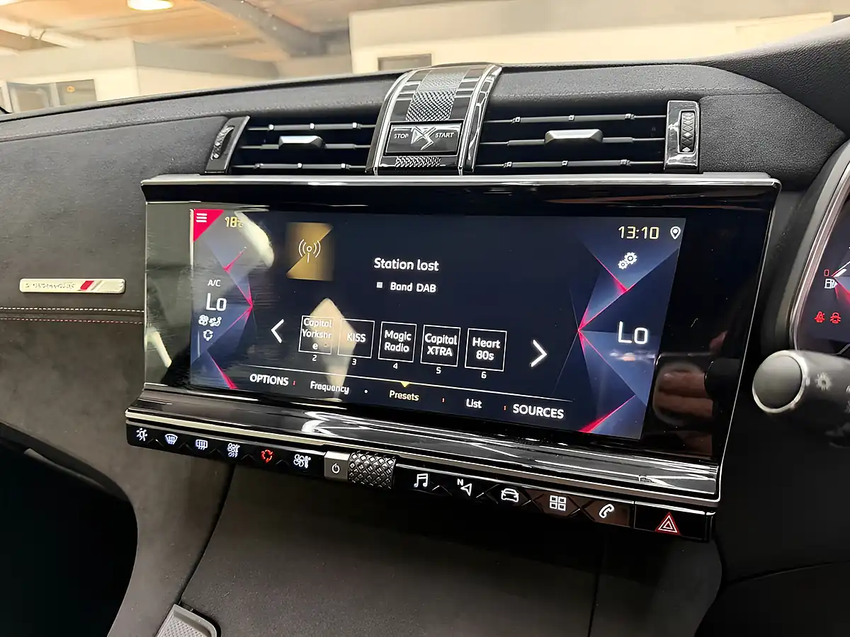 Used 2019 DS Automobiles DS 7 Crossback Performance Line Red - Interior and Exterior details 16